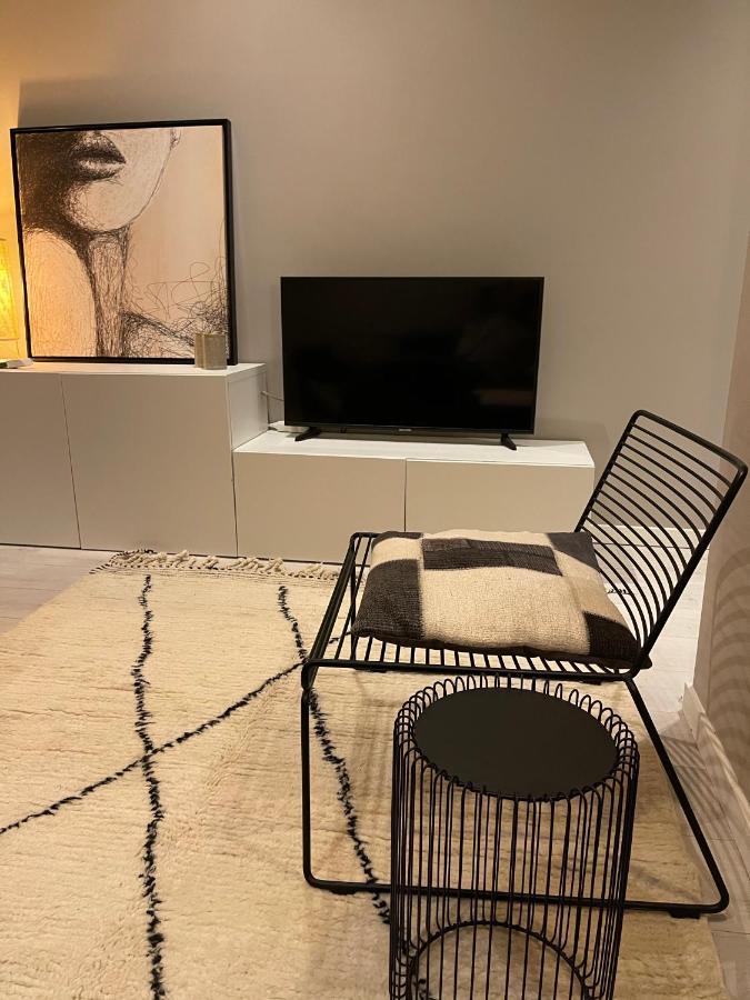 3 Room Luxury Design Apartment With Airconditioning, Close To Gent St-Pieters Station Esterno foto