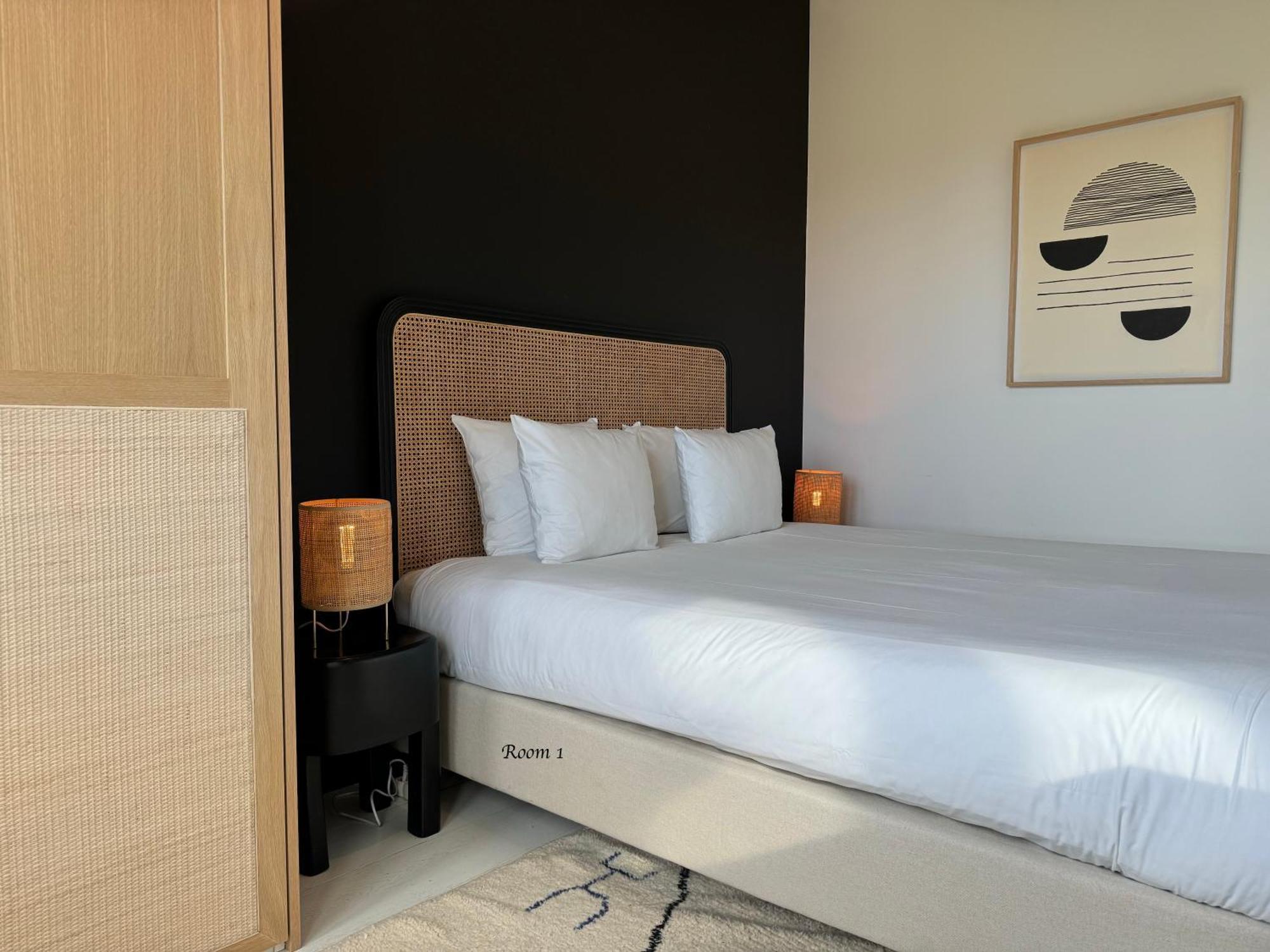 3 Room Luxury Design Apartment With Airconditioning, Close To Gent St-Pieters Station Esterno foto