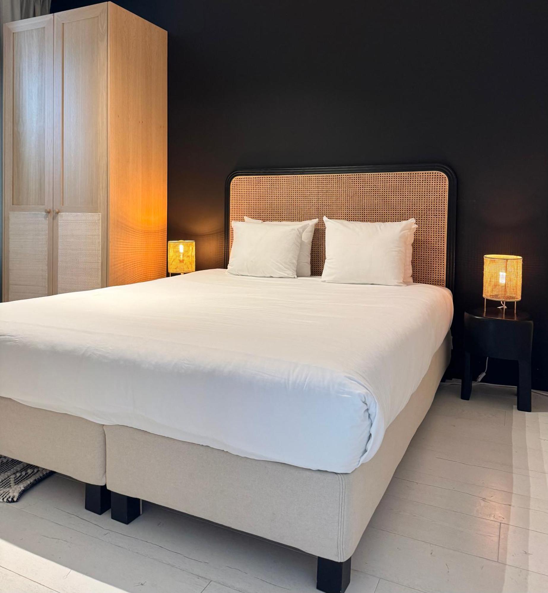 3 Room Luxury Design Apartment With Airconditioning, Close To Gent St-Pieters Station Esterno foto